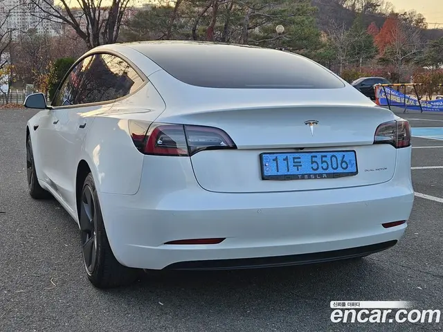 Tesla Model 3 2021 0.2 автомат (гидро), миниатюра 5 Tesla Model 3 2021 0.2 автомат (гидро), миниатюра 5