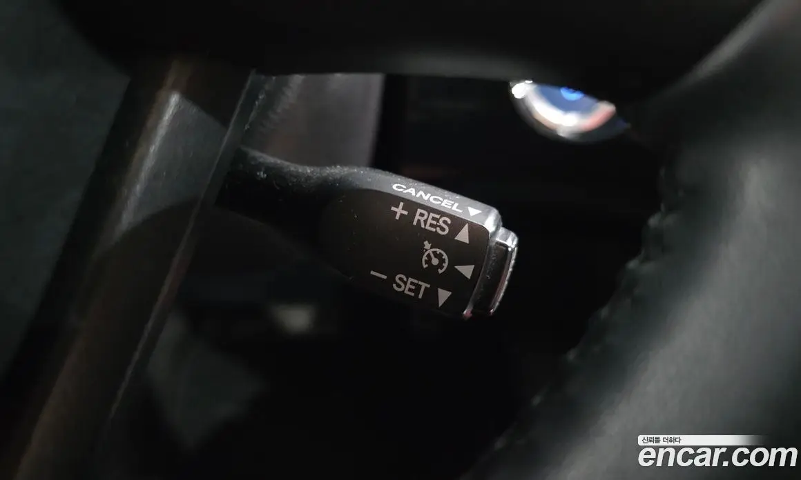 Toyota Prius 2018 1.8 автомат (гидро), фото 18 Toyota Prius 2018 1.8 автомат (гидро), фото 18