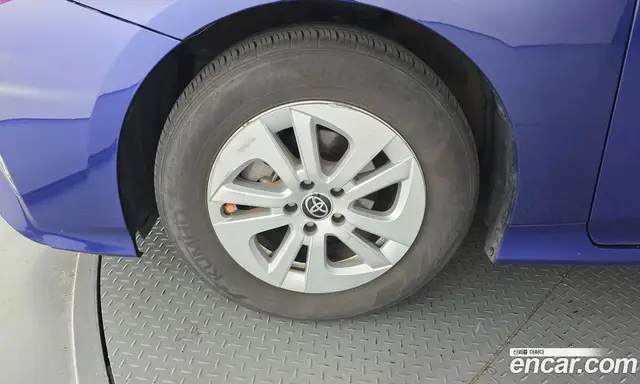 Toyota Prius 2018 1.8 автомат (гидро), миниатюра 5 Toyota Prius 2018 1.8 автомат (гидро), миниатюра 5