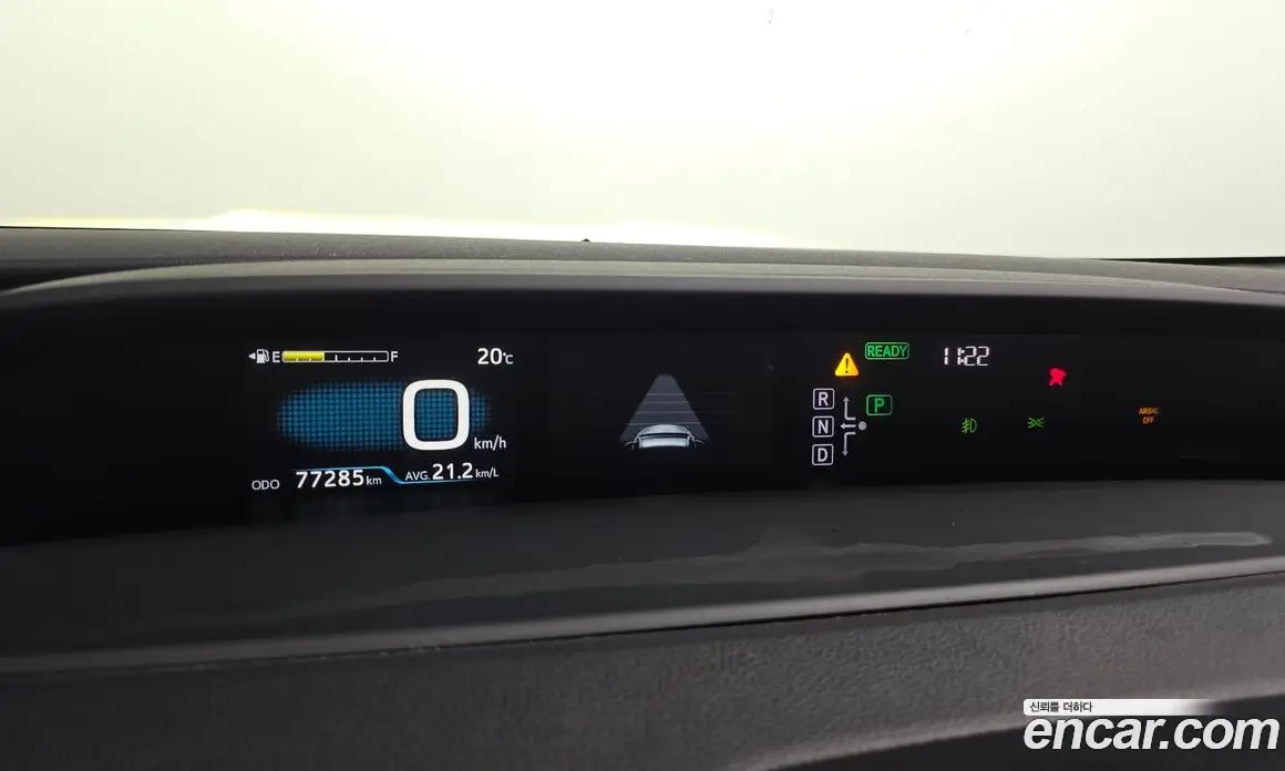 Toyota Prius 2018 1.8 автомат (гидро), фото 8 Toyota Prius 2018 1.8 автомат (гидро), фото 8