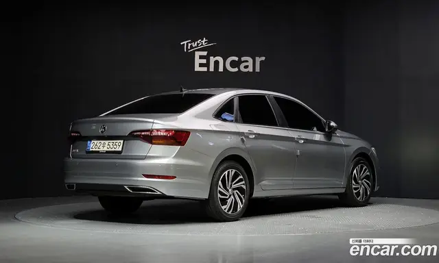 Volkswagen Jetta 2021 1.4 автомат (гидро), миниатюра 2