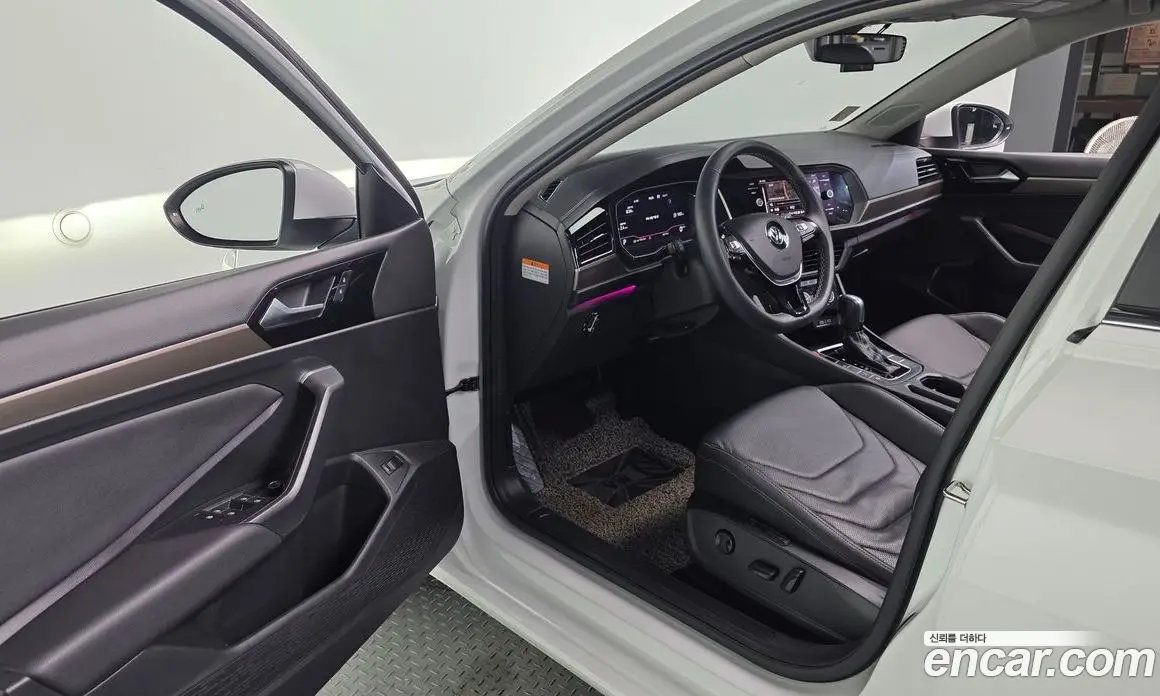Volkswagen Jetta 2021 1.4 автомат (гидро), фото 10