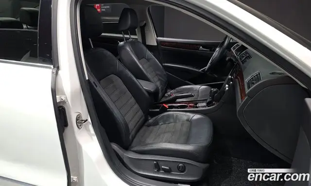 Volkswagen Passat 2013 2.0 автомат (гидро), миниатюра 11