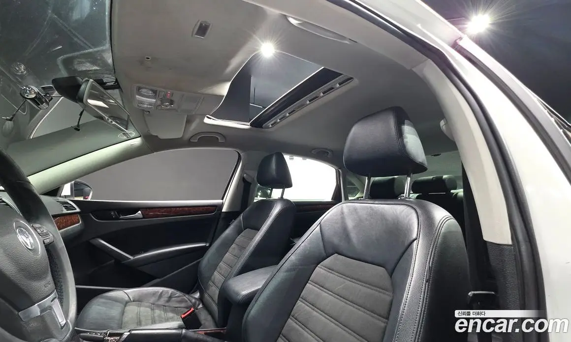Volkswagen Passat 2013 2.0 автомат (гидро), фото 16