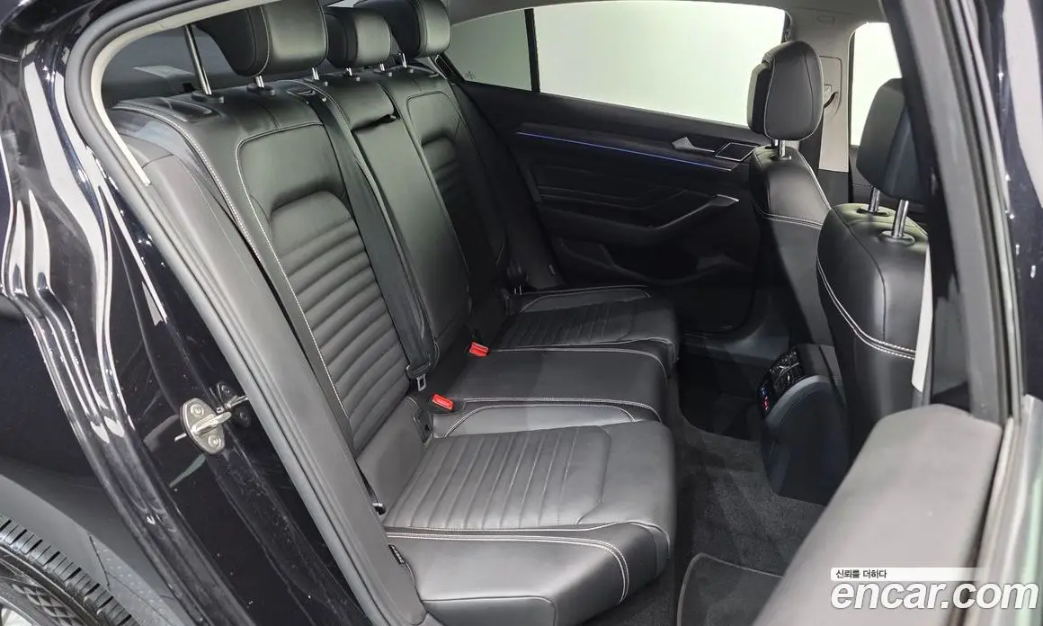 Volkswagen Passat 2021 2.0 автомат (гидро), фото 11