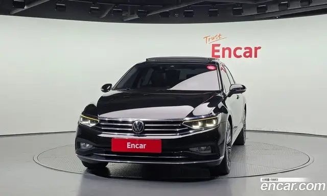 Volkswagen Passat 2021 2.0 автомат (гидро), миниатюра 3