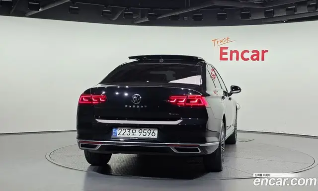 Volkswagen Passat 2021 2.0 автомат (гидро), миниатюра 4