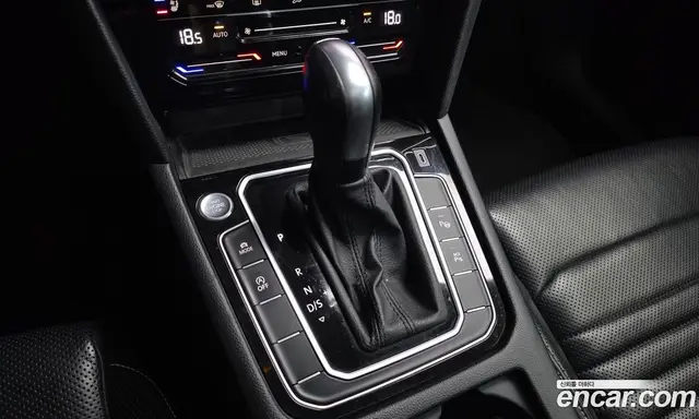 Volkswagen Passat 2021 2.0 автомат (гидро), миниатюра 9