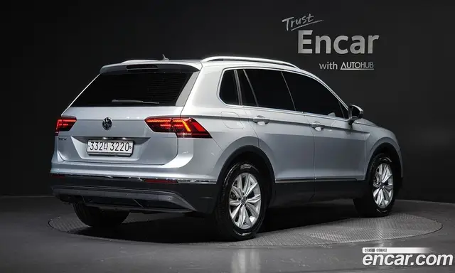 Volkswagen Tiguan 2020 2.0 автомат (гидро), миниатюра 2
