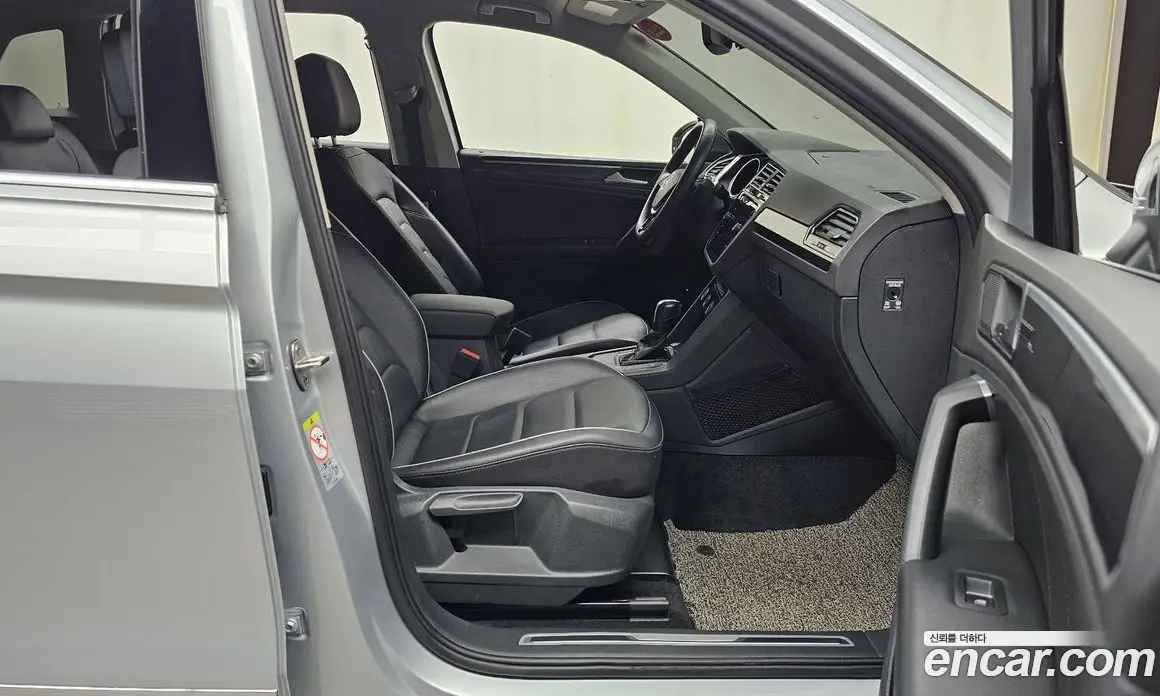 Volkswagen Tiguan 2020 2.0 автомат (гидро), фото 11