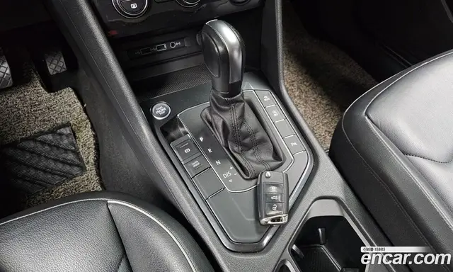 Volkswagen Tiguan 2020 2.0 автомат (гидро), миниатюра 9