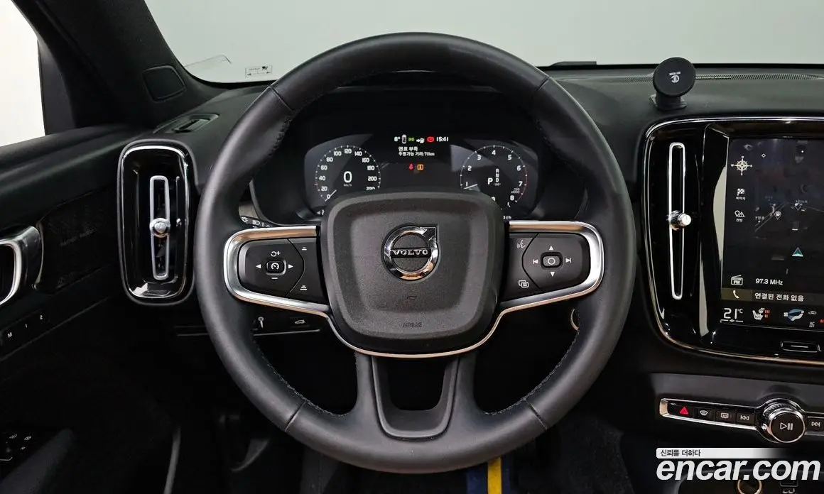Volvo XC40 2022 2.0 автомат (гидро), фото 14