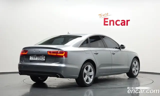 Audi A6 2012 2.0 автомат (гидро), миниатюра 2