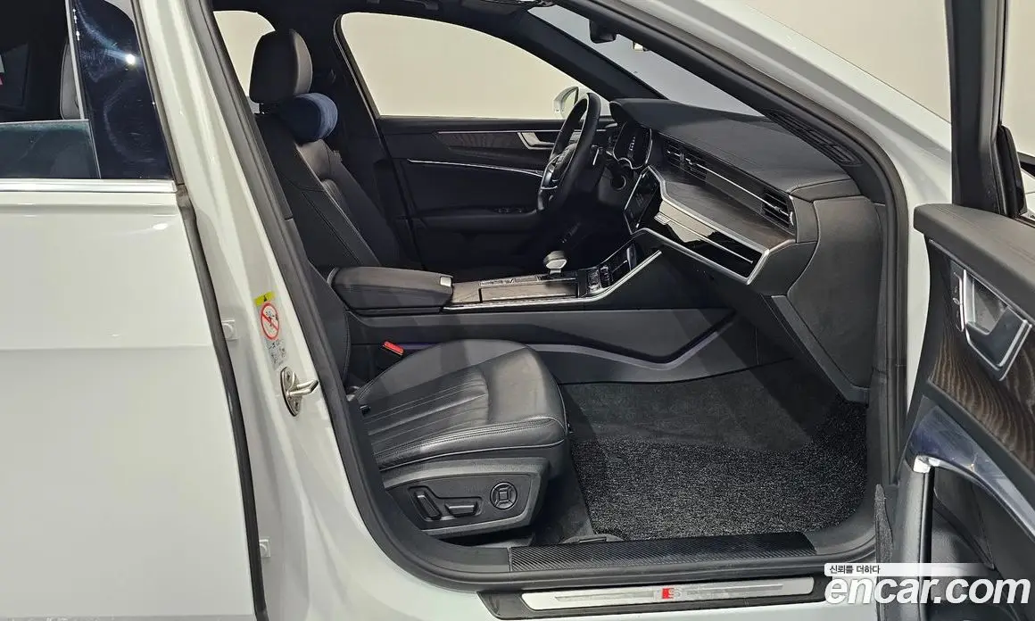 Audi A6 2022 2.0 автомат (гидро), фото 16
