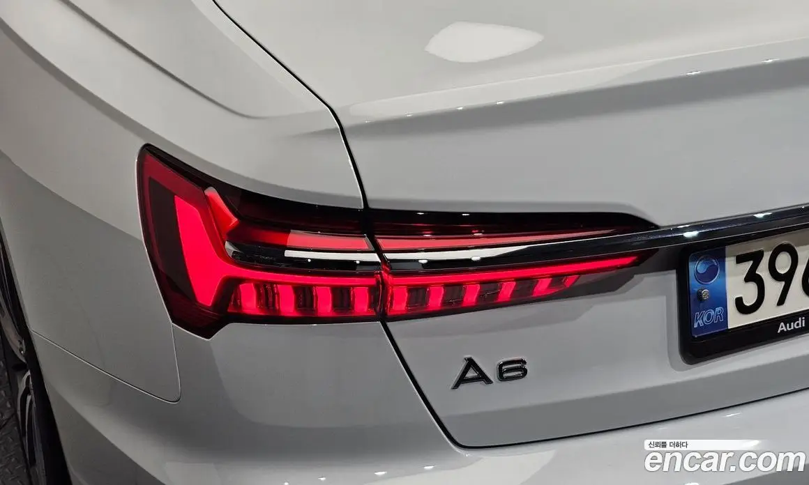 Audi A6 2022 2.0 автомат (гидро), фото 9
