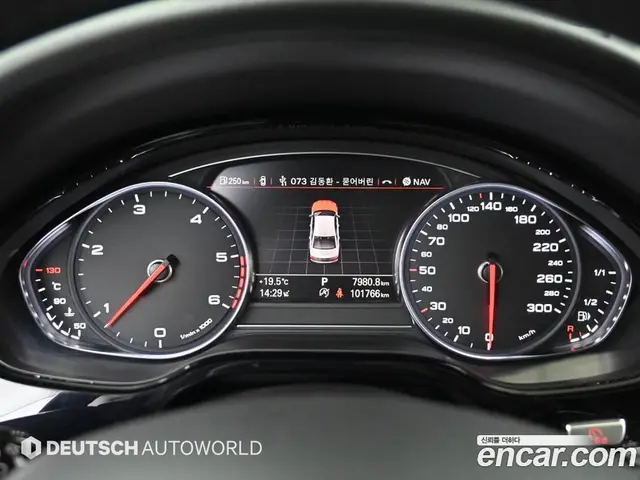 Audi A8 2015 3.0 автомат (гидро), миниатюра 8