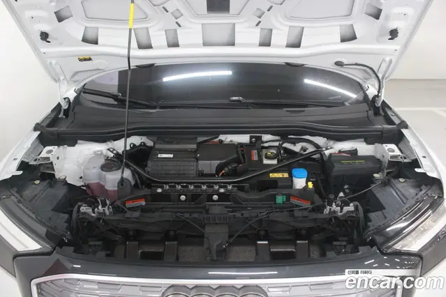 Audi Q4 e-tron 2025 автомат (гидро), миниатюра 6
