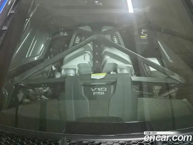 Audi R8 2021 5.2 автомат (гидро), миниатюра 11