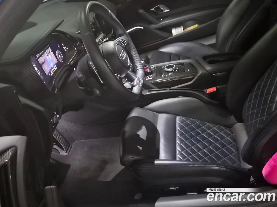Audi R8 2021 5.2 автомат (гидро), фото 13