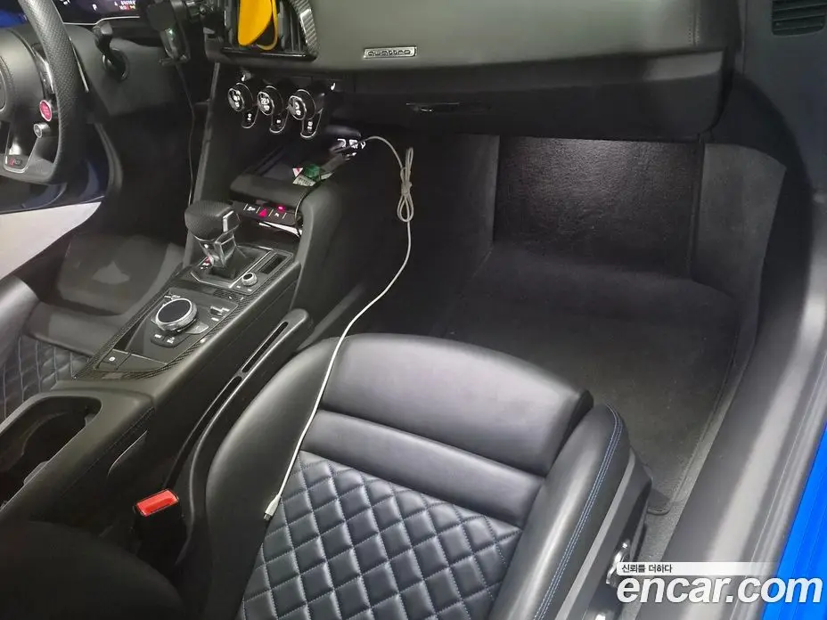 Audi R8 2021 5.2 автомат (гидро), фото 16