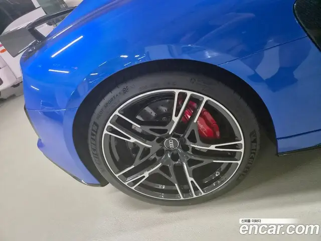 Audi R8 2021 5.2 автомат (гидро), миниатюра 10