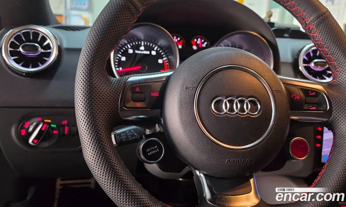 Audi TT 2014 2.0 автомат (гидро), фото 18