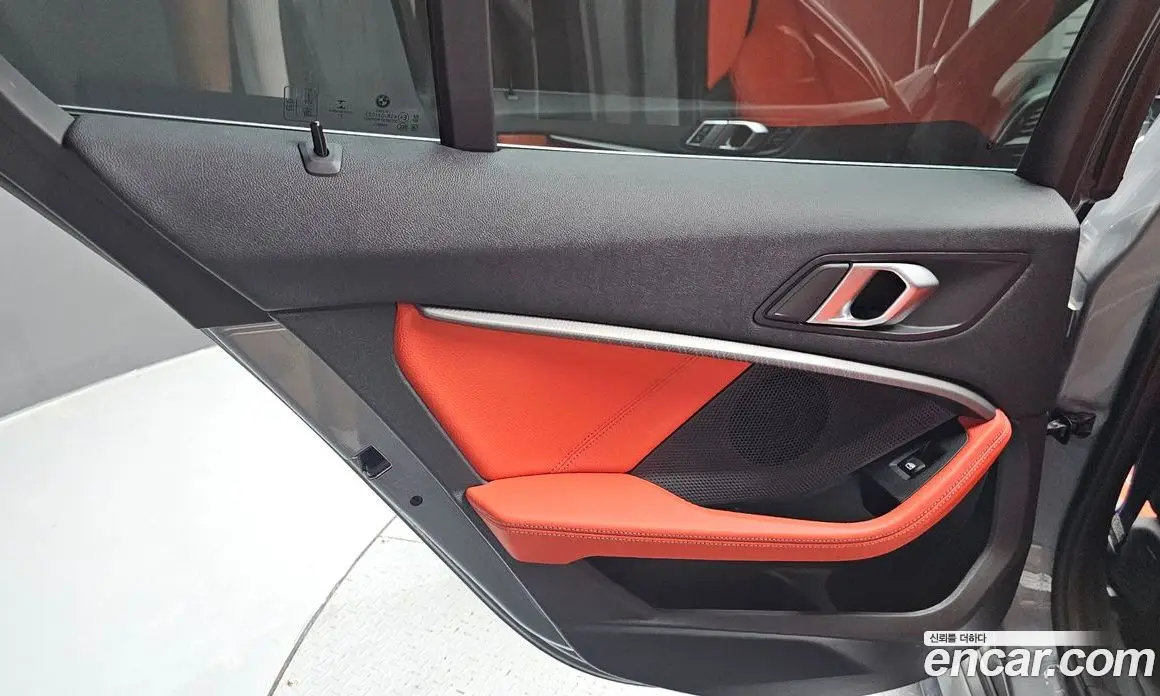 BMW 1 серия 2022 2.0 автомат (гидро), фото 15