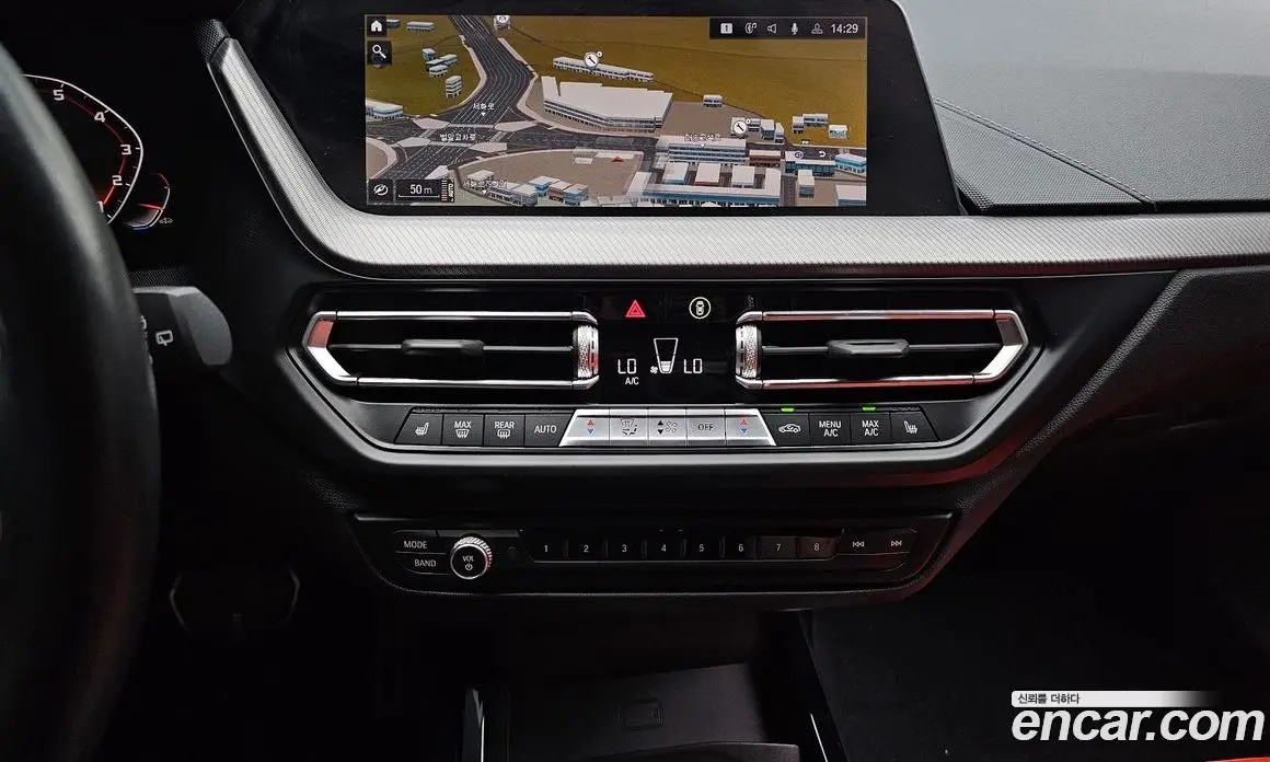 BMW 1 серия 2022 2.0 автомат (гидро), фото 20