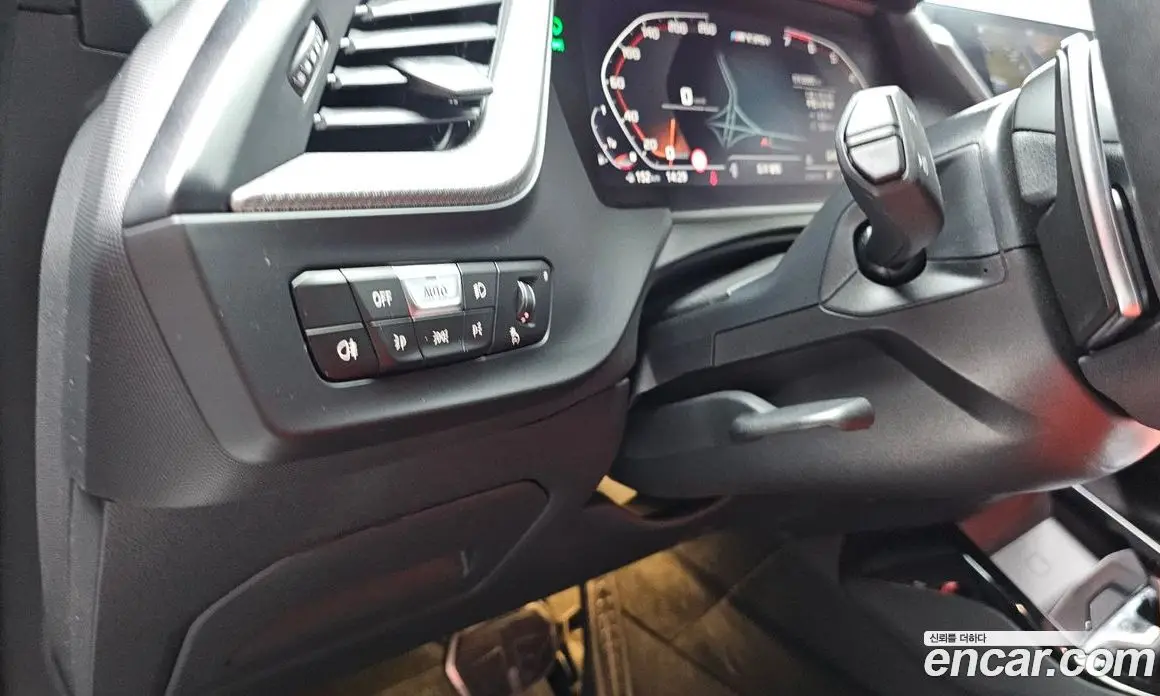 BMW 1 серия 2022 2.0 автомат (гидро), фото 29