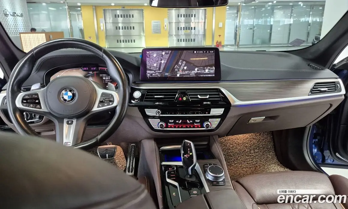 BMW 5 серия 2020 2.0 автомат (гидро), фото 7