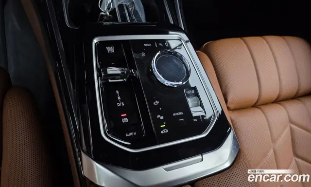 BMW 7 серия 2025 3.0 автомат (гидро), миниатюра 12