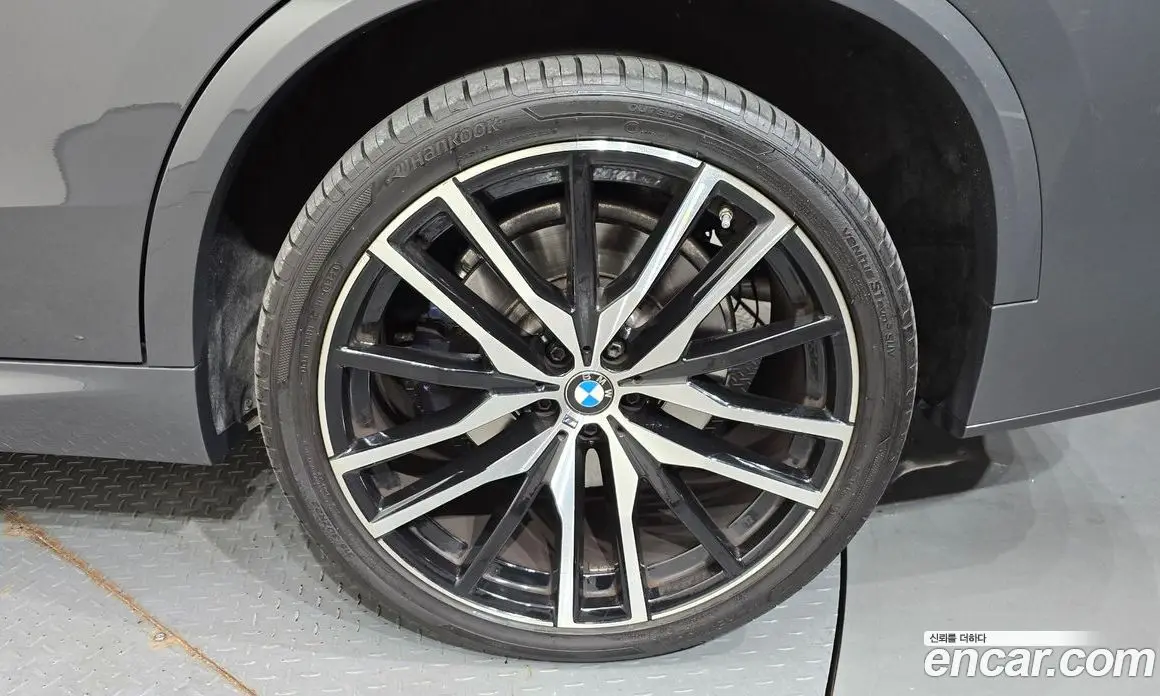 BMW X5 2022 3.0 автомат (гидро), фото 7