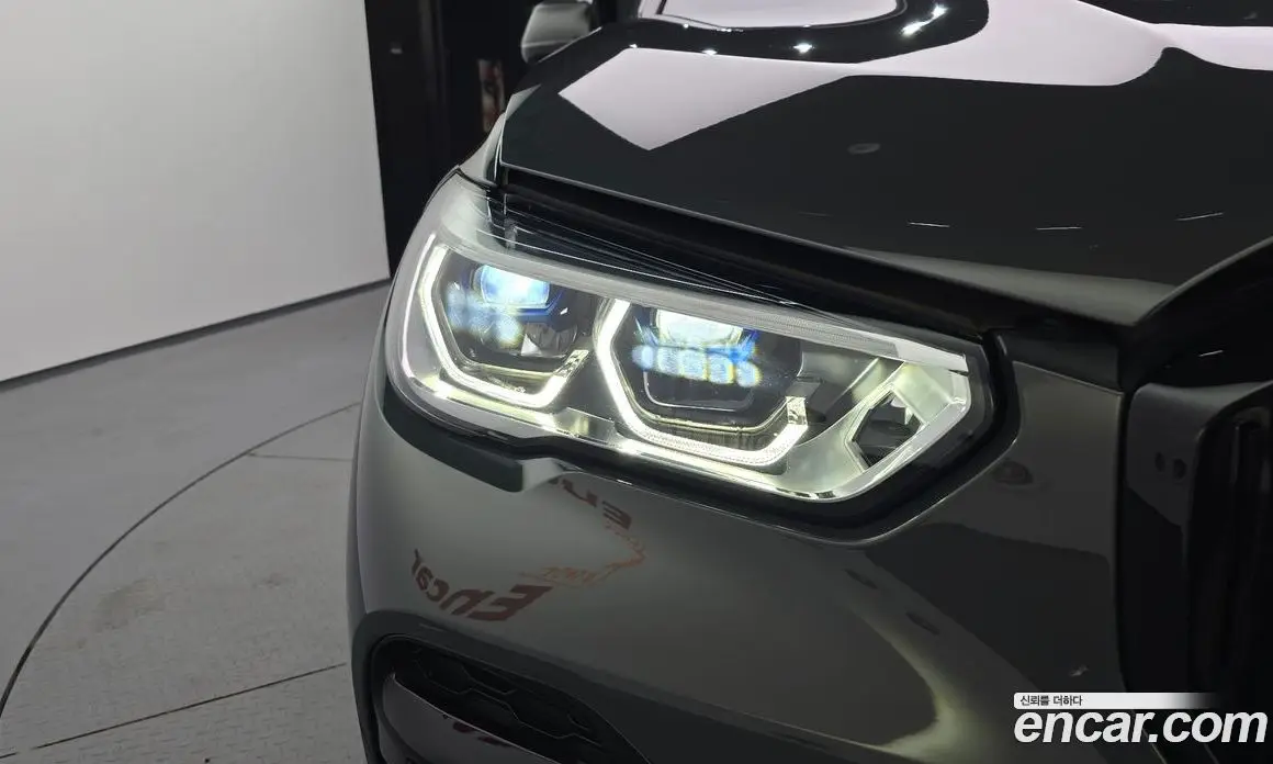 BMW X5 2022 3.0 автомат (гидро), фото 8