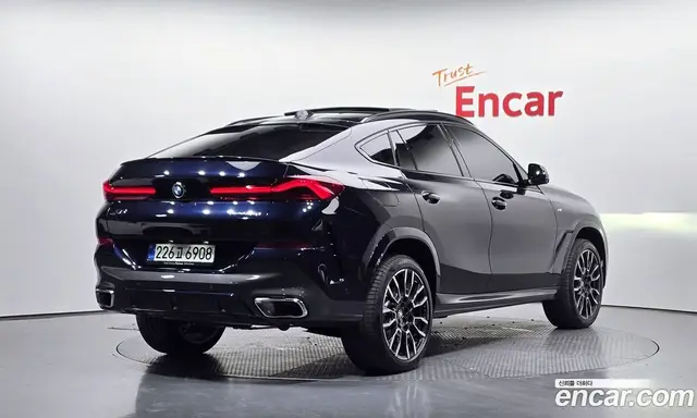 BMW X6, 2025, 5 004 км