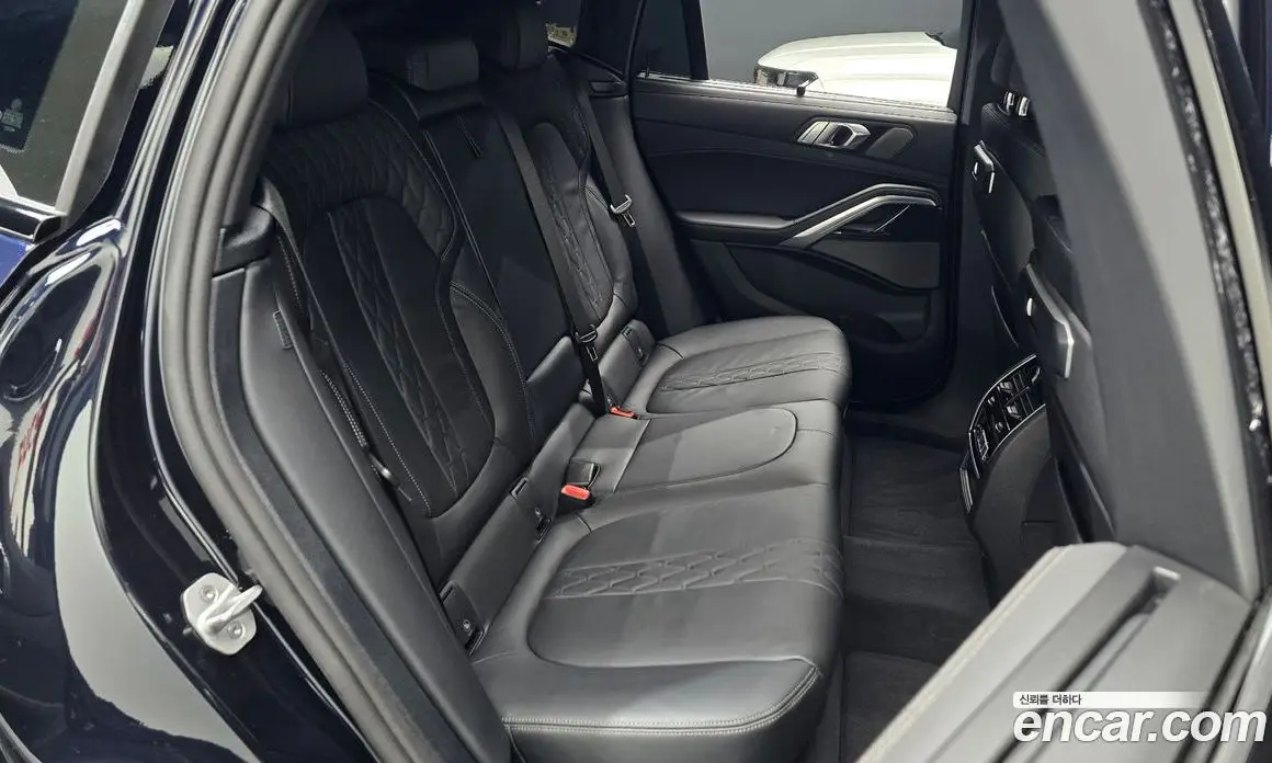 BMW X6 2025 3.0 автомат (гидро), фото 12