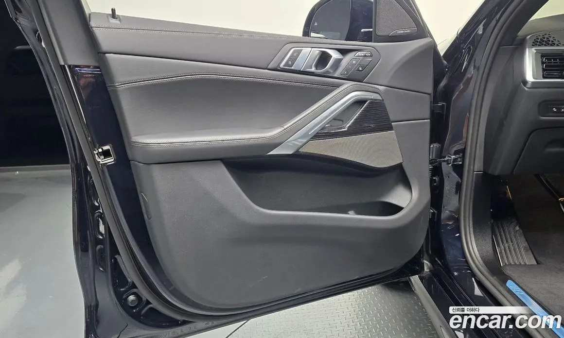 BMW X6 2025 3.0 автомат (гидро), фото 13