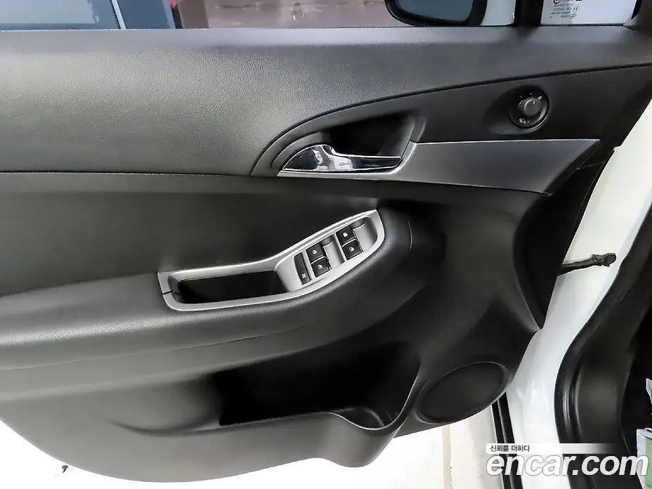 Chevrolet Orlando 2015 2.0 автомат (гидро), фото 14