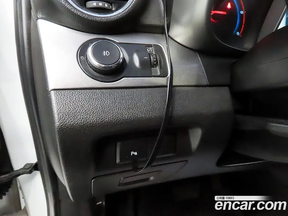 Chevrolet Orlando 2015 2.0 автомат (гидро), фото 15