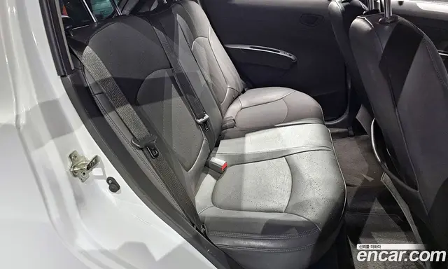 Chevrolet Spark 2015 1.0 автомат (гидро), миниатюра 12