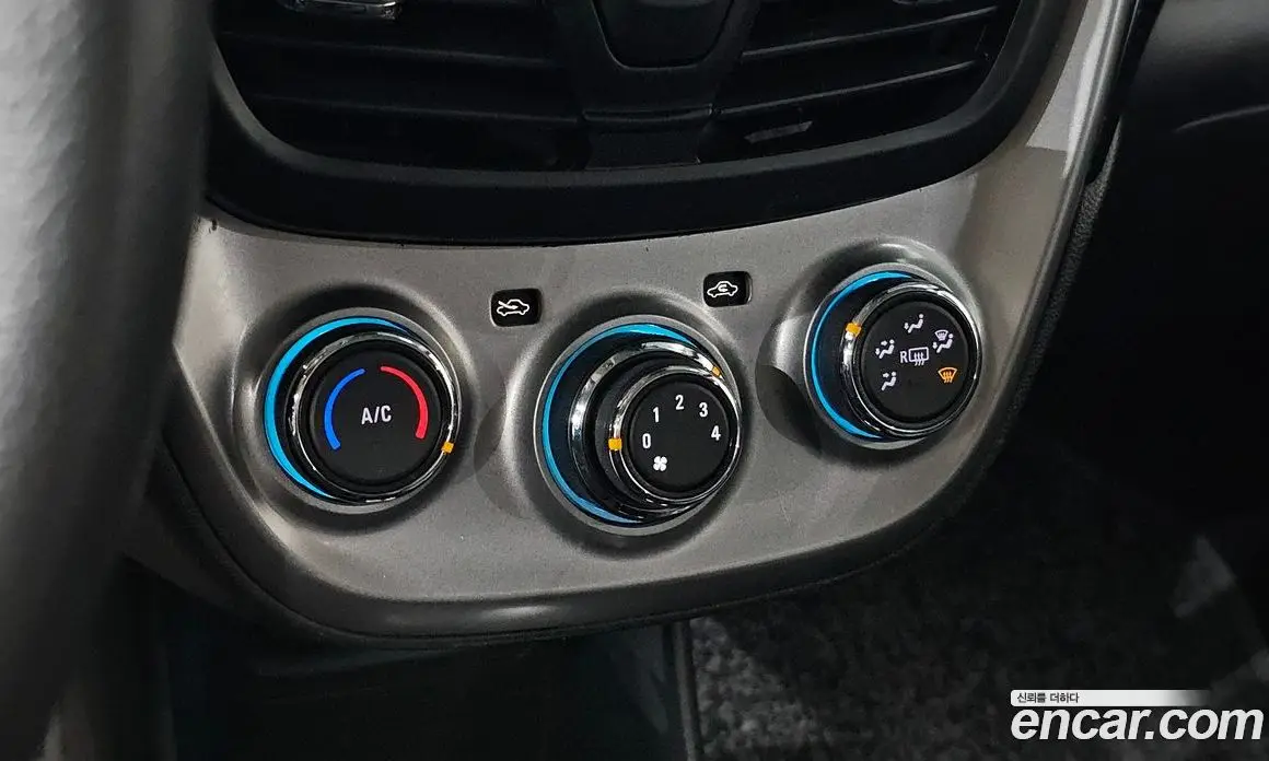Chevrolet Spark 2016 1.0 автомат (гидро), фото 19