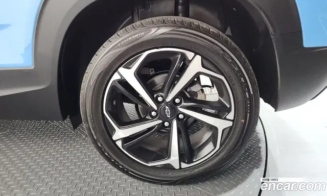 Chevrolet TrailBlazer 2022 1.3 автомат (гидро), миниатюра 7