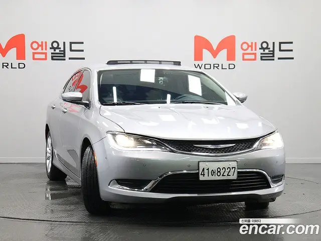 Chrysler 200 2015 2.4 автомат (гидро), миниатюра 2 Chrysler 200 2015 2.4 автомат (гидро), миниатюра 2