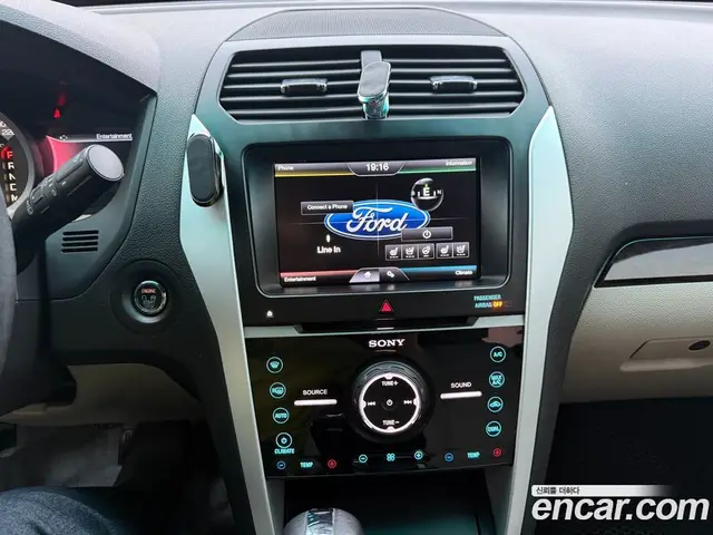 Ford Explorer 2015 3.5 автомат (гидро), миниатюра 7
