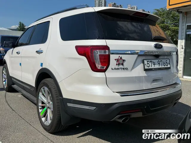 Ford Explorer 2018 2.3 автомат (гидро), миниатюра 3