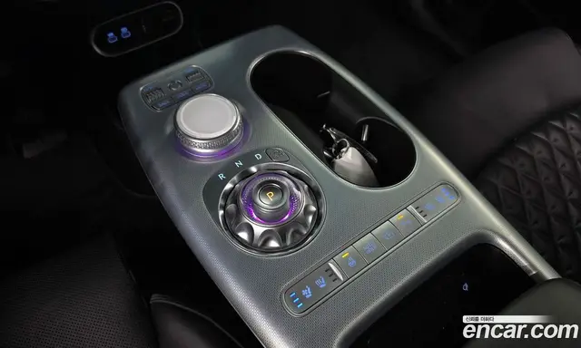 Genesis GV60 2021 0.1 автомат (гидро), миниатюра 12