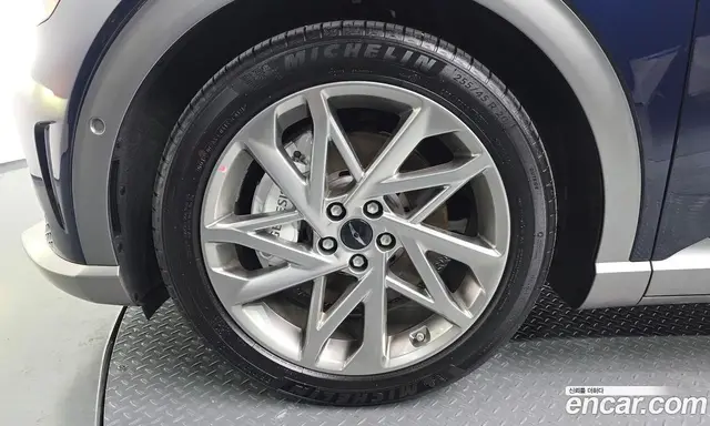 Genesis GV60 2021 0.1 автомат (гидро), миниатюра 5