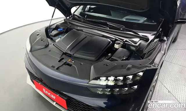 Genesis GV60 2021 0.1 автомат (гидро), миниатюра 6
