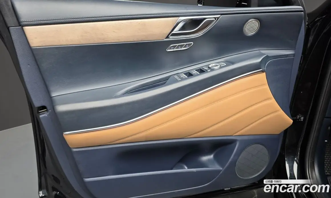Genesis GV80 2023 3.5 автомат (гидро), фото 14