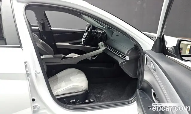 Hyundai Avante 2022 1.6 автомат (гидро), миниатюра 11