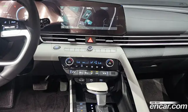 Hyundai Avante 2022 1.6 автомат (гидро), миниатюра 12